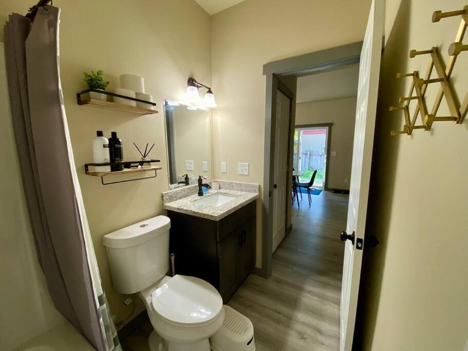 New Modern Cabin! 5Mi To Mt Rainier National Park! Hot Tub & Wifi Ashford Exteriér fotografie